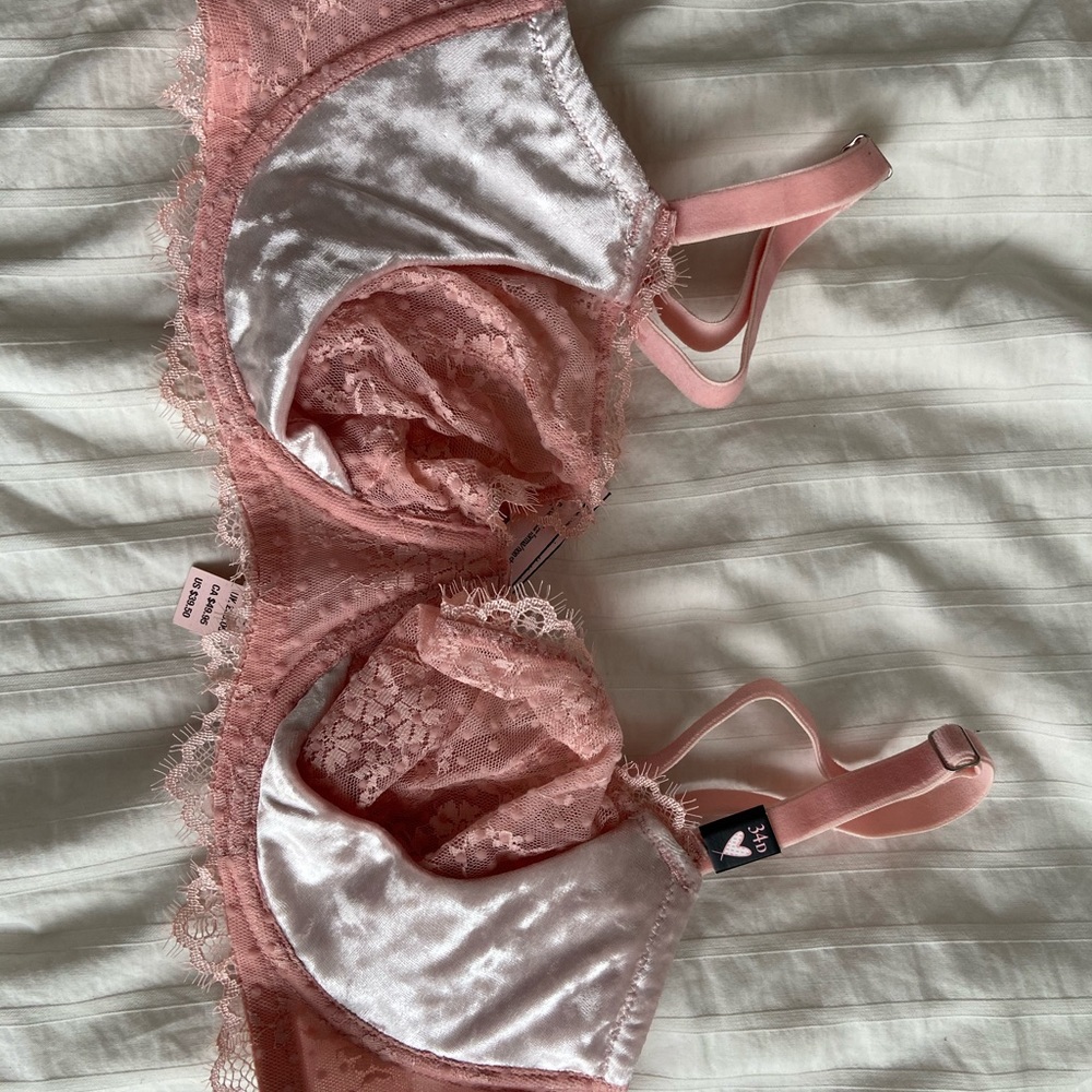 Victoria’s Secret Dream Angels wicked Bra - Picture 1 of 4
